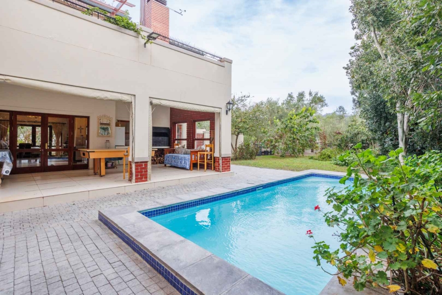 5 Bedroom Property for Sale in Val De Vie Estate Western Cape